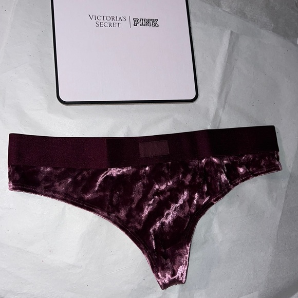 (M) UNISEX Victoria’s Secret VELVET THONG UNDERWEAR - Picture 5 of 14